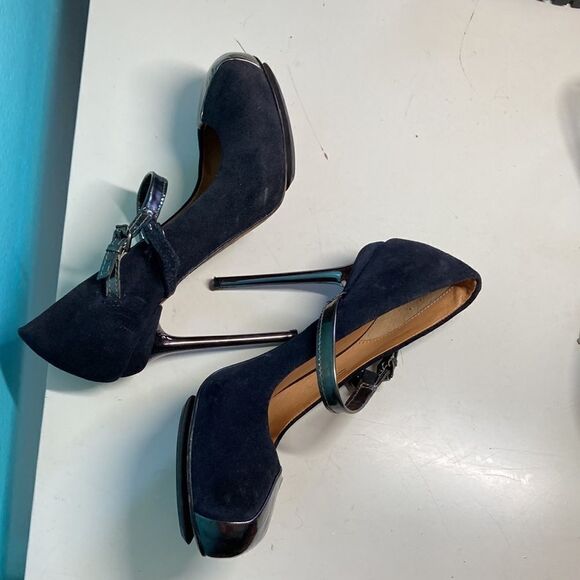 L. A. M. B. Gwen Stefani Womens Size 8 Black Leather Spike 4" Heels 1" Platform - Picture 10 of 16